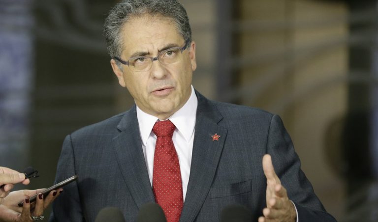 Zarattini: Bolsonaro quer tirar mais direitos do povo
