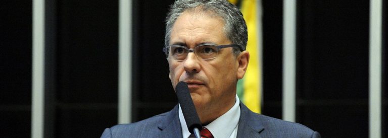 Zarattini: Venda da Embraer para Boeing é escandalosa