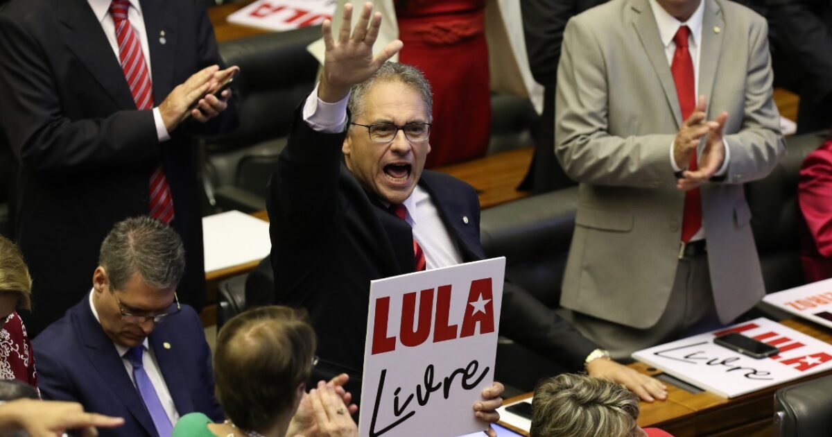Carlos Zarattini toma posse na Câmara dos Deputados