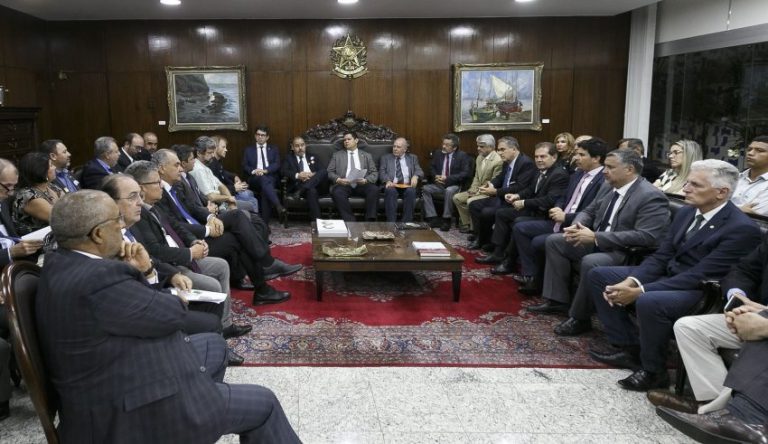 MP que prejudica sindicatos pode ser devolvida para o governo