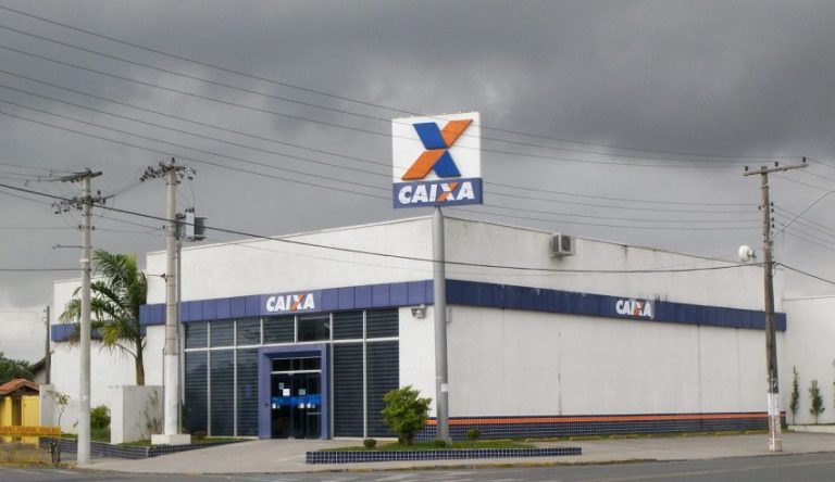 Privatização dos bancos compromete desenvolvimento do país, alertam especialistas