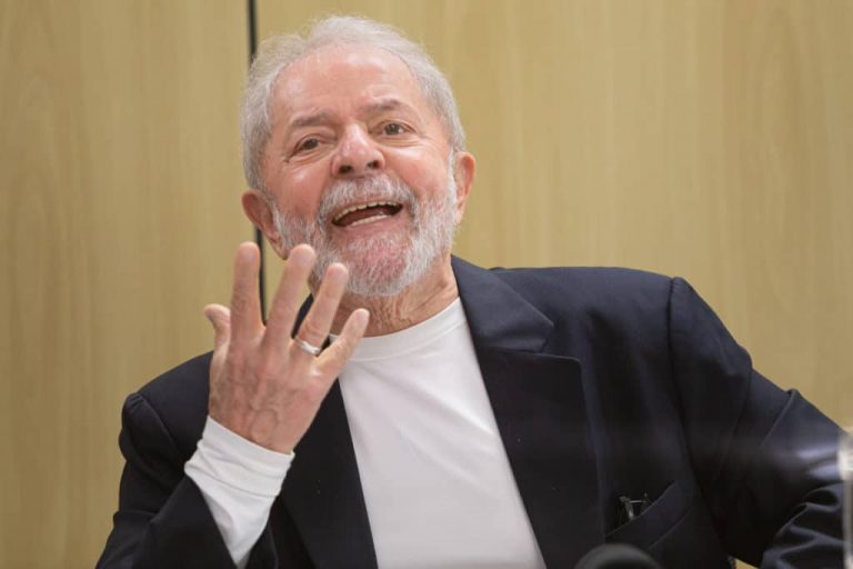 ‘Se o Lula preso incomoda muita gente, solto, vou incomodar muito mais’