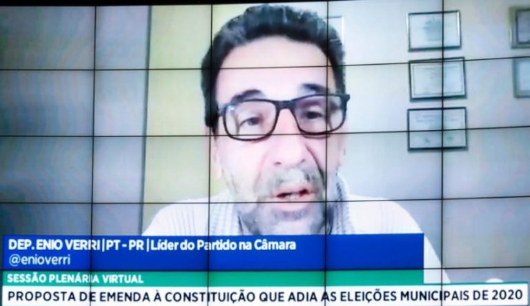 Entregadores de aplicativos são vítimas da farsa neoliberal, denuncia líder do PT
