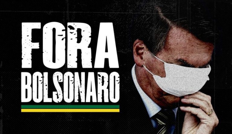Bolsonaro veta emenda do PT para transporte gratuito de bagagem em voos: “Eles gostam de pobre”
