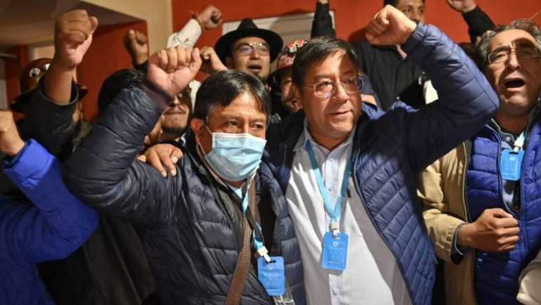Vitória do povo boliviano. Eleição de Lucho recupera democracia