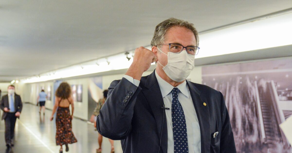 Parlamentares do PT comemoram os 41 anos do partido