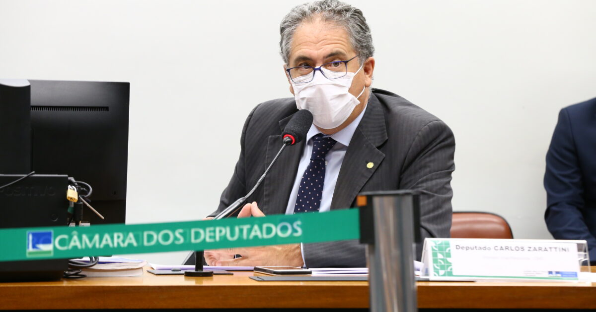 CMO aprova crédito de R$4,1 bi, após governo se comprometer a repor recursos para pesquisa