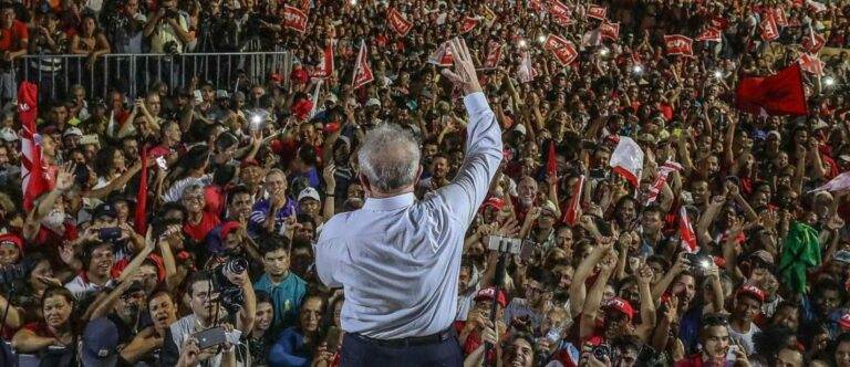 Folha mente e tenta anular decisões judiciais sobre inocência de Lula