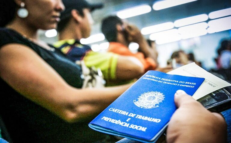 Em cinco anos, golpe de 2016 fez desemprego aumentar 70%