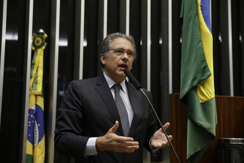 21 milhões de famílias brasileiras ficarão desamparadas com o fim do Bolsa Família, denuncia Zarattini