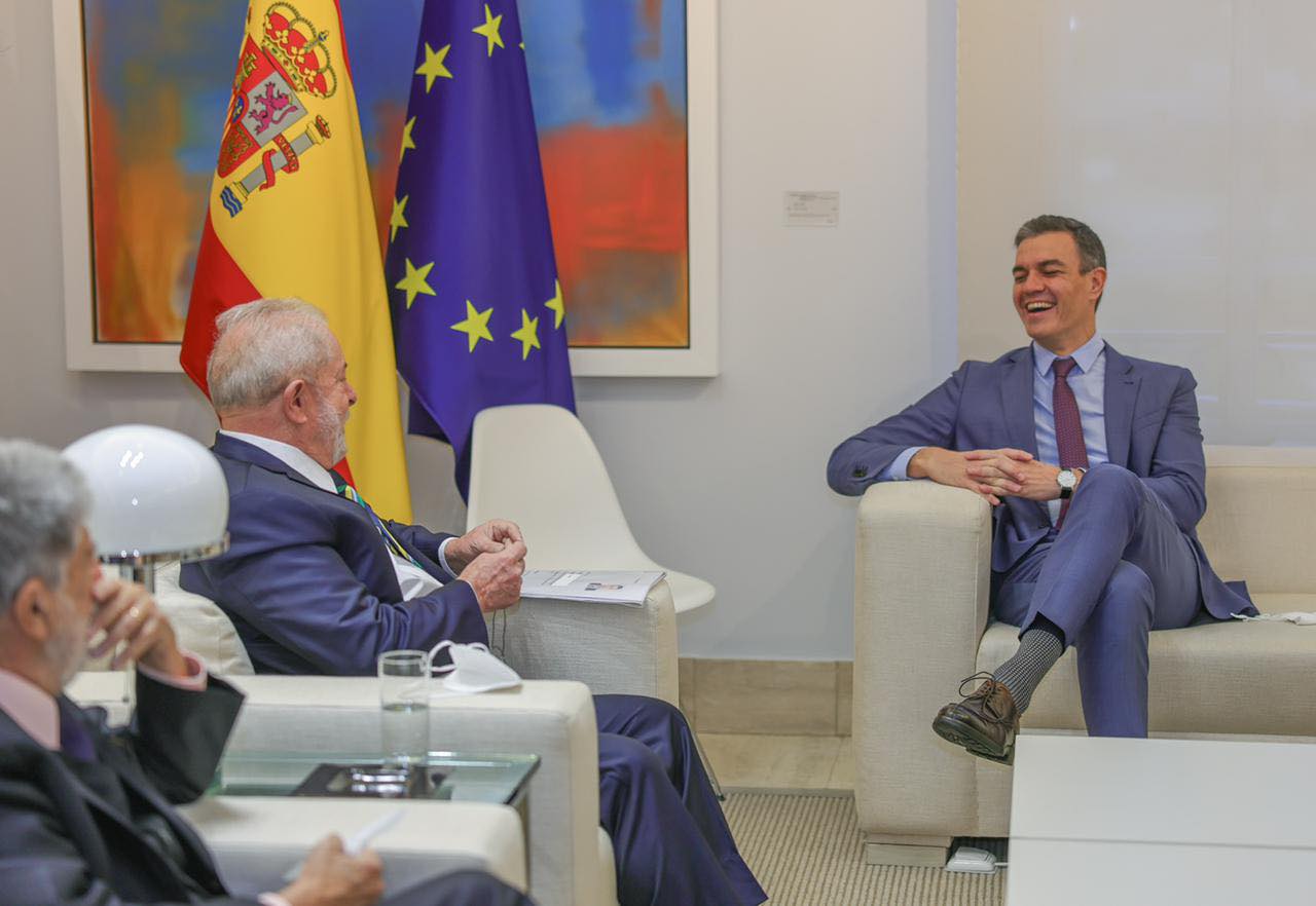 Lula se reúne com Pedro Sánchez, presidente da Espanha