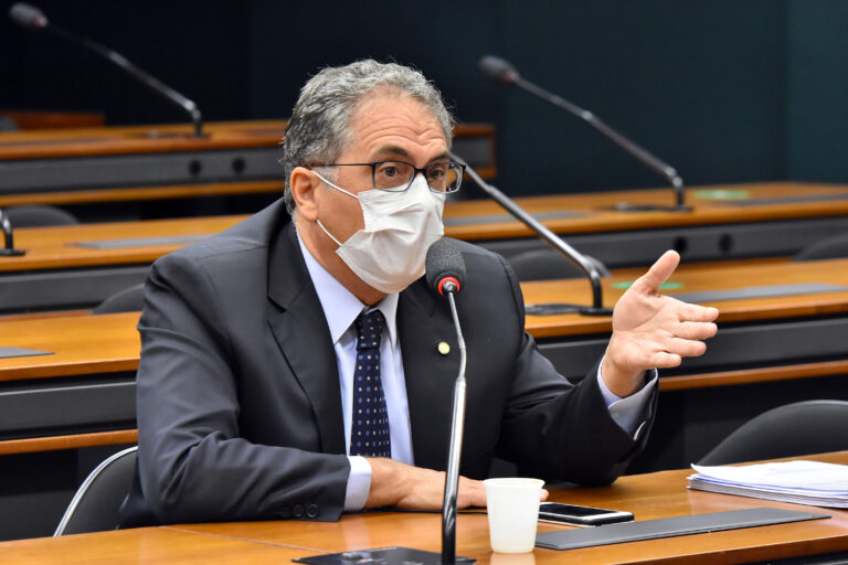 Zarattini é eleito pela 7ª vez um dos parlamentares mais influentes do Congresso Nacional