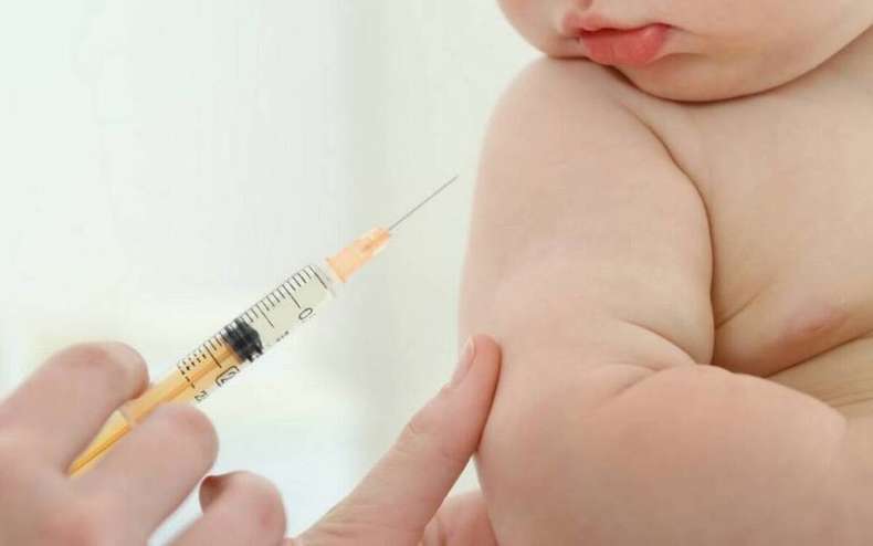 Ex-ministros da Saúde defendem urgência na vacinação de crianças