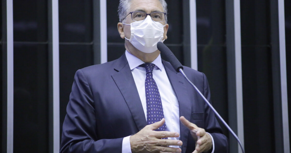 Gás de cozinha subiu 50% em dois anos; aumentam acidentes com álcool