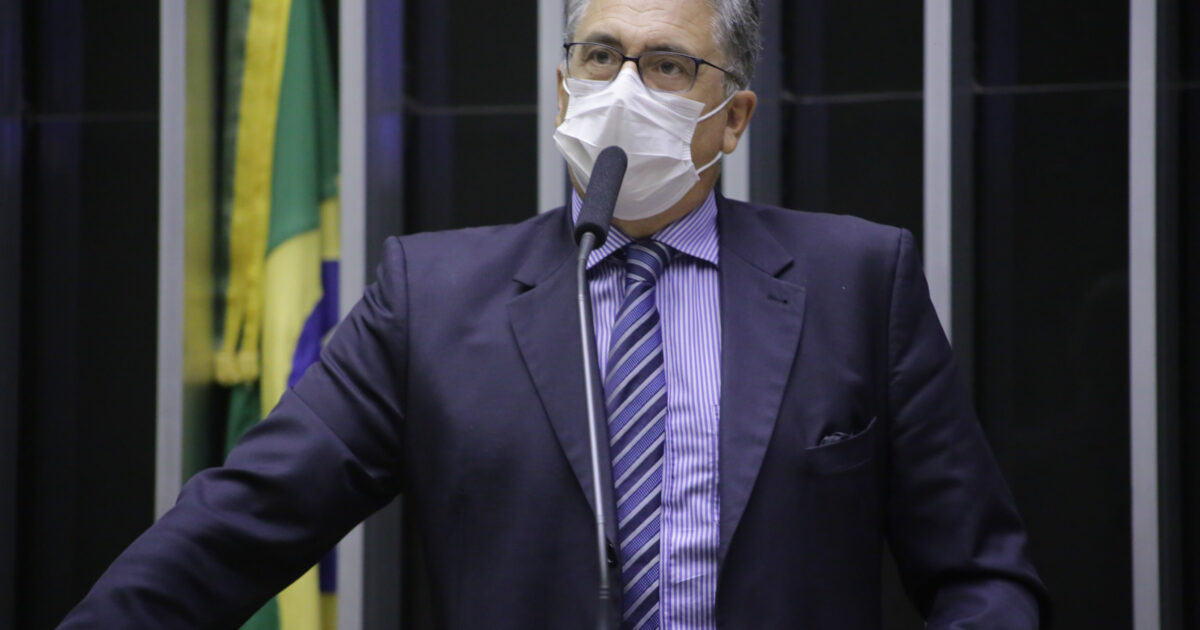 Zarattini desmascara as mentiras de Bolsonaro sobre os aumentos dos combustíveis!