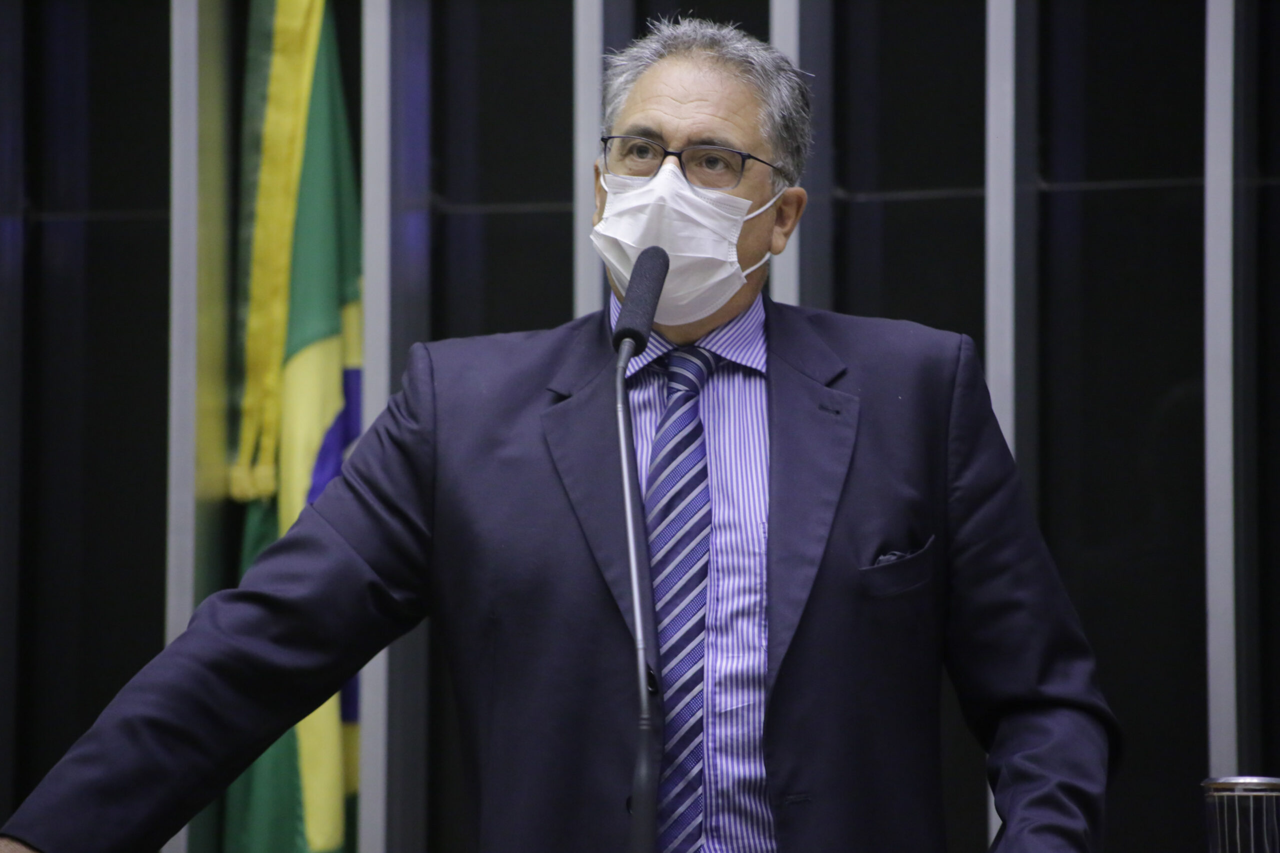 Zarattini desmascara as mentiras de Bolsonaro sobre os aumentos dos combustíveis!