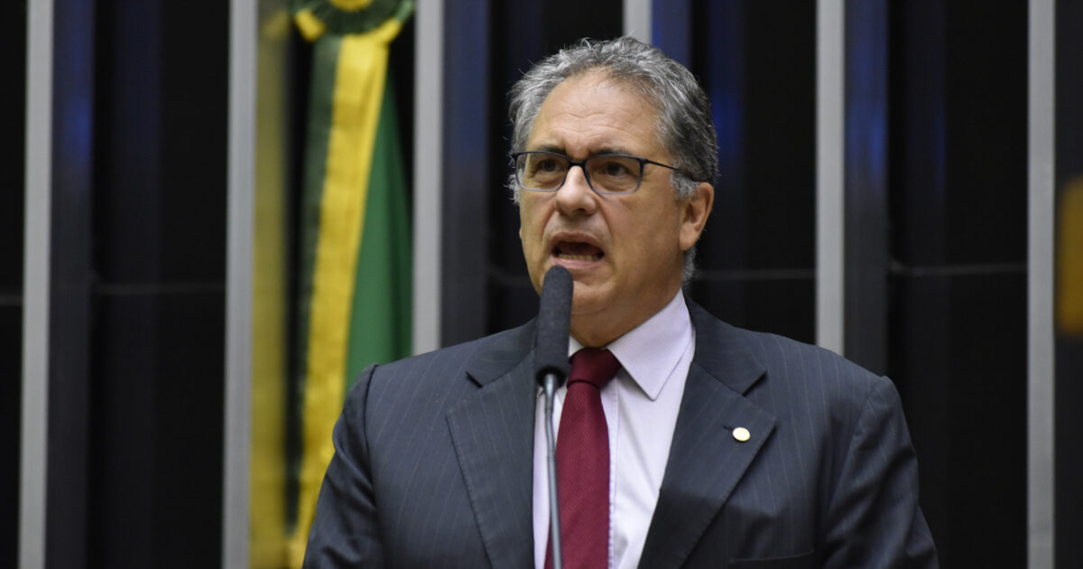 Dia do Trabalhador: Reforma trabalhista retirou direitos dos trabalhadores, lembra Zarattini