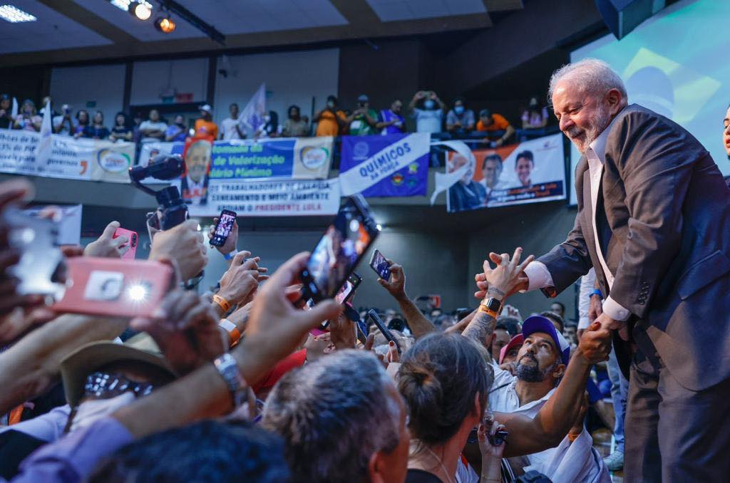 Lula: “Educação e emprego para a juventude devem ser uma obsessão”