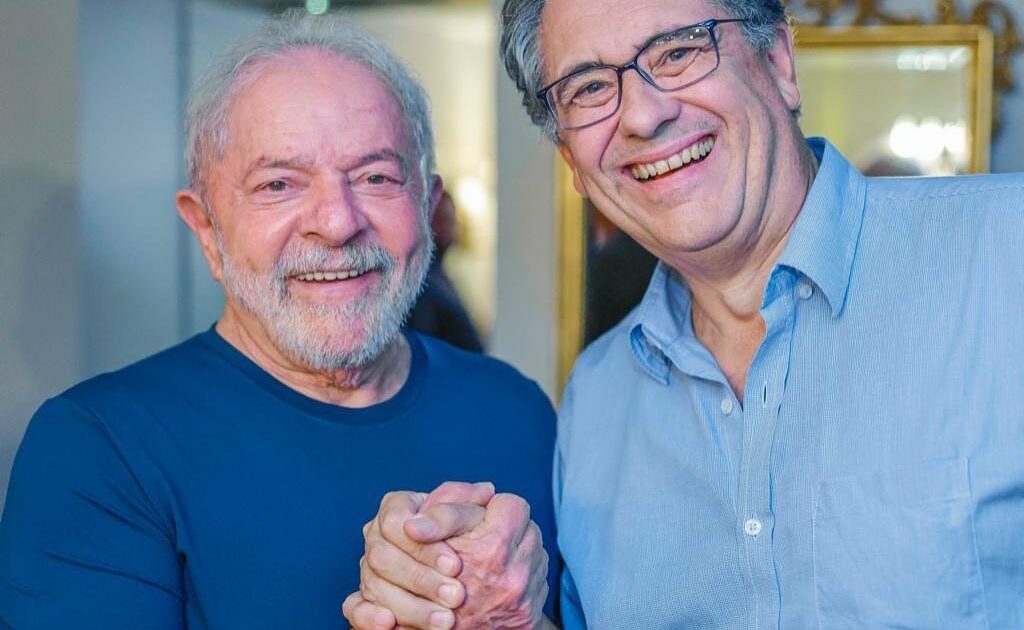 Lula tem 51,7% dos votos válidos e venceria no primeiro turno, aponta nova pesquisa