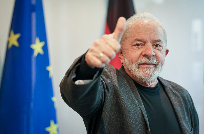 Quaest: Lula lidera com 44% das intenções de voto contra 32% de Bolsonaro