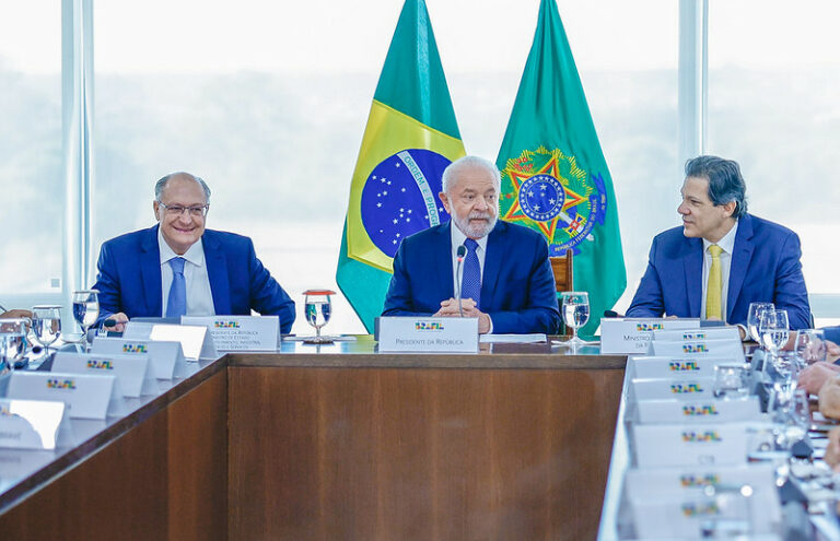 Governo pretende reduzir em até 10,96% o preço de carros de até 120 mil