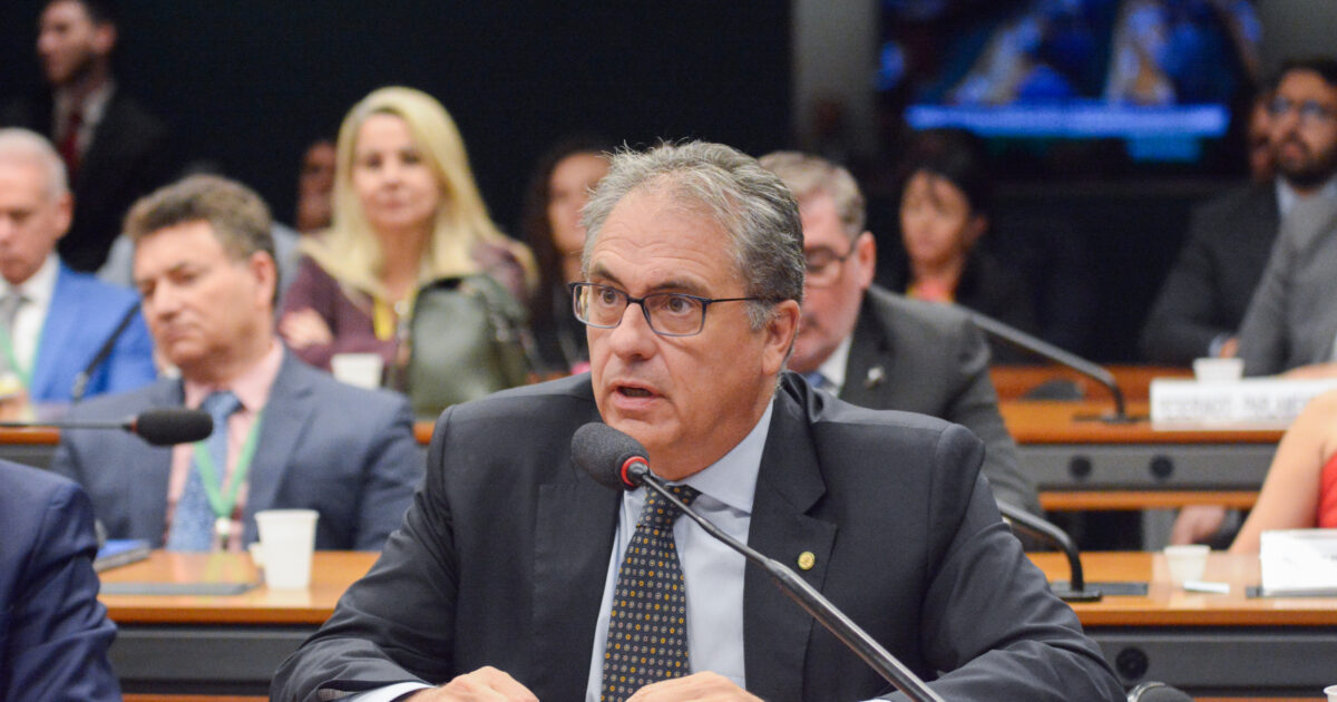 Zarattini comemora redução nos preços dos combustíveis e do gás de cozinha