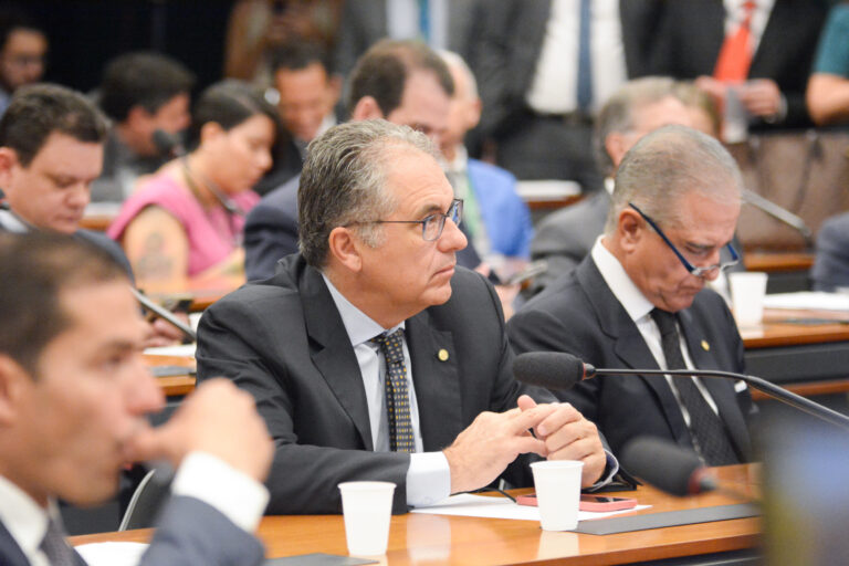 Governo Lula está trabalhando por um sistema energético mais eficiente, anuncia Zarattini
