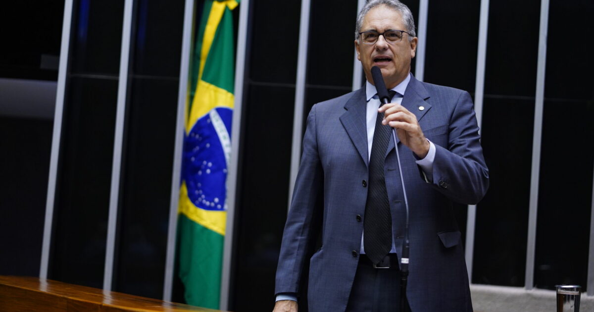 Petistas comemoram anulação de provas ilegais da Lava Jato; STF afirma que prisão de Lula foi armação