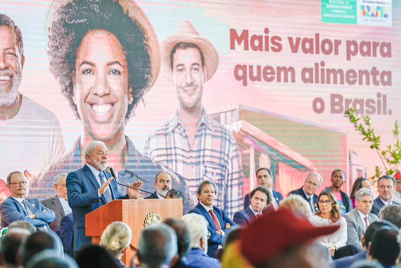 Lula anuncia o maior Plano Safra da história do país, de R$ 364,22 bilhões