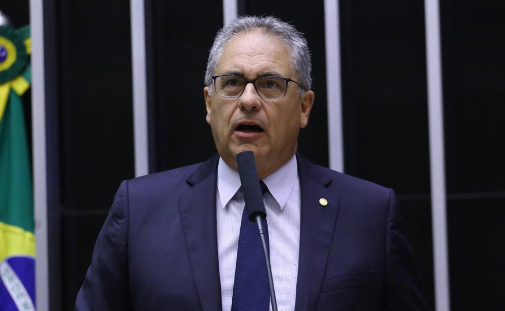 Bolsonarista Tarcísio está colocando metrô e CPTM em liquidação, denuncia Zarattini