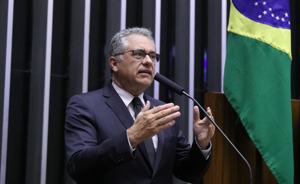 Zarattini: “Petrobras está a serviço do povo brasileiro e não dos acionistas”