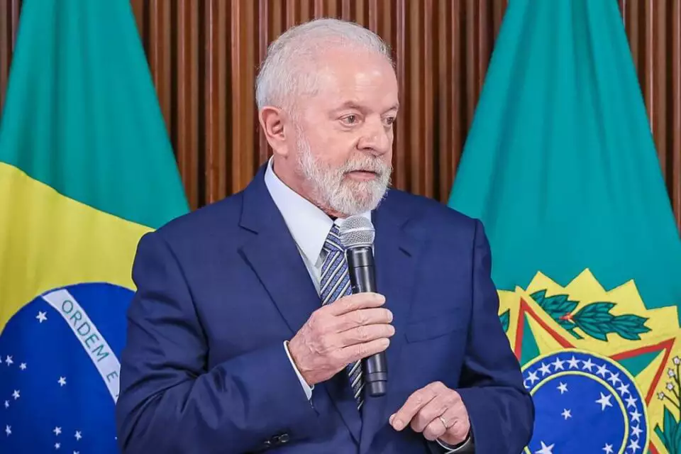 Lula sanciona a Lei de Diretrizes Orçamentárias; Bancada do PT defende os vetos presidenciais