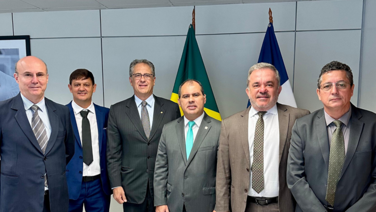 Inmetro: Zarattini defende o uso de pneus reformados para motocicletas