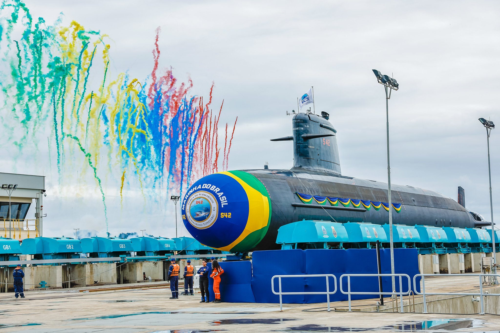 Submarino Tonelero: com Macron, Lula exalta “maior autonomia estratégica do Brasil”