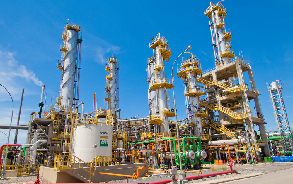 Cade cancela processo de privatização de refinarias da Petrobras