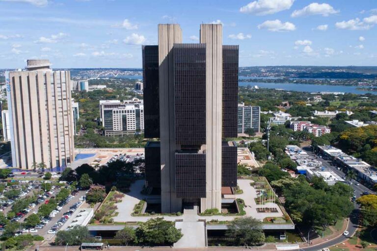 Zarattini manda recado a Campos Neto: ‘é uma heresia sem tamanho associar emprego e renda à inflação’