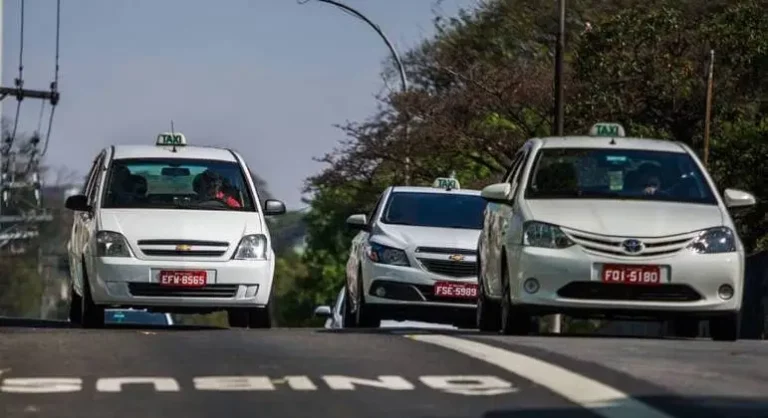 Zarattini garante crédito especial para taxistas no Programa Acredita