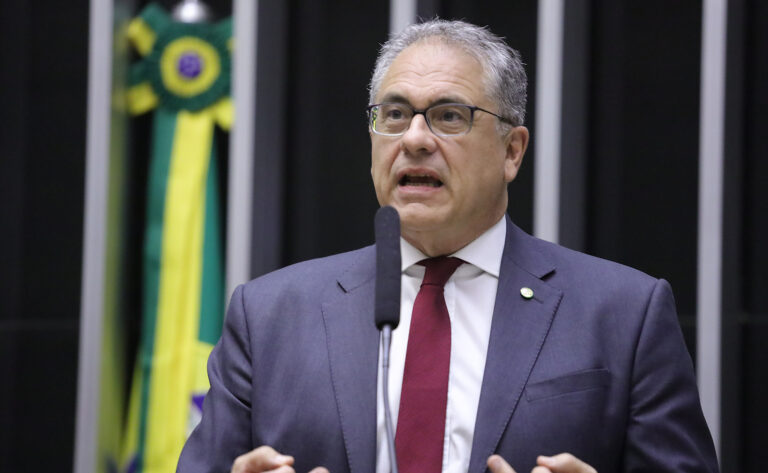 Zarattini apresenta emenda à LDO para garantir reajuste aos servidores públicos federais