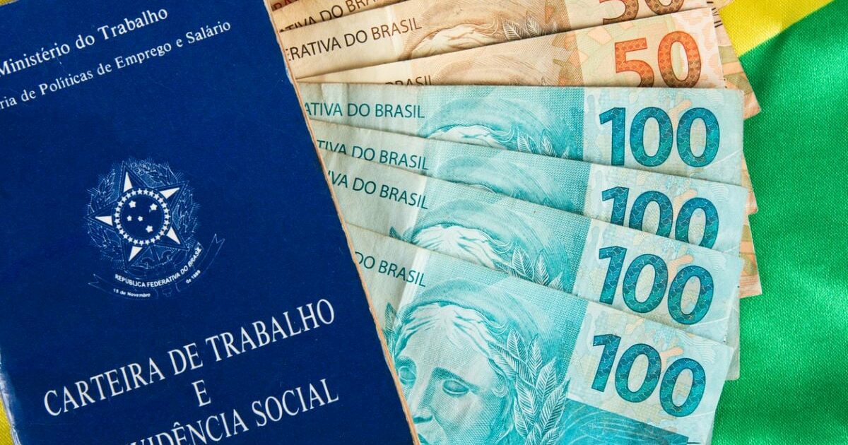 Governo Lula prevê salário mínimo de R$ 1.509,00 em 2025