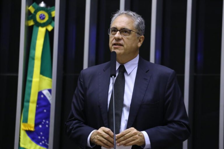Zarattini critica retaliação de Trump ao Brasil e defende soberania nacional