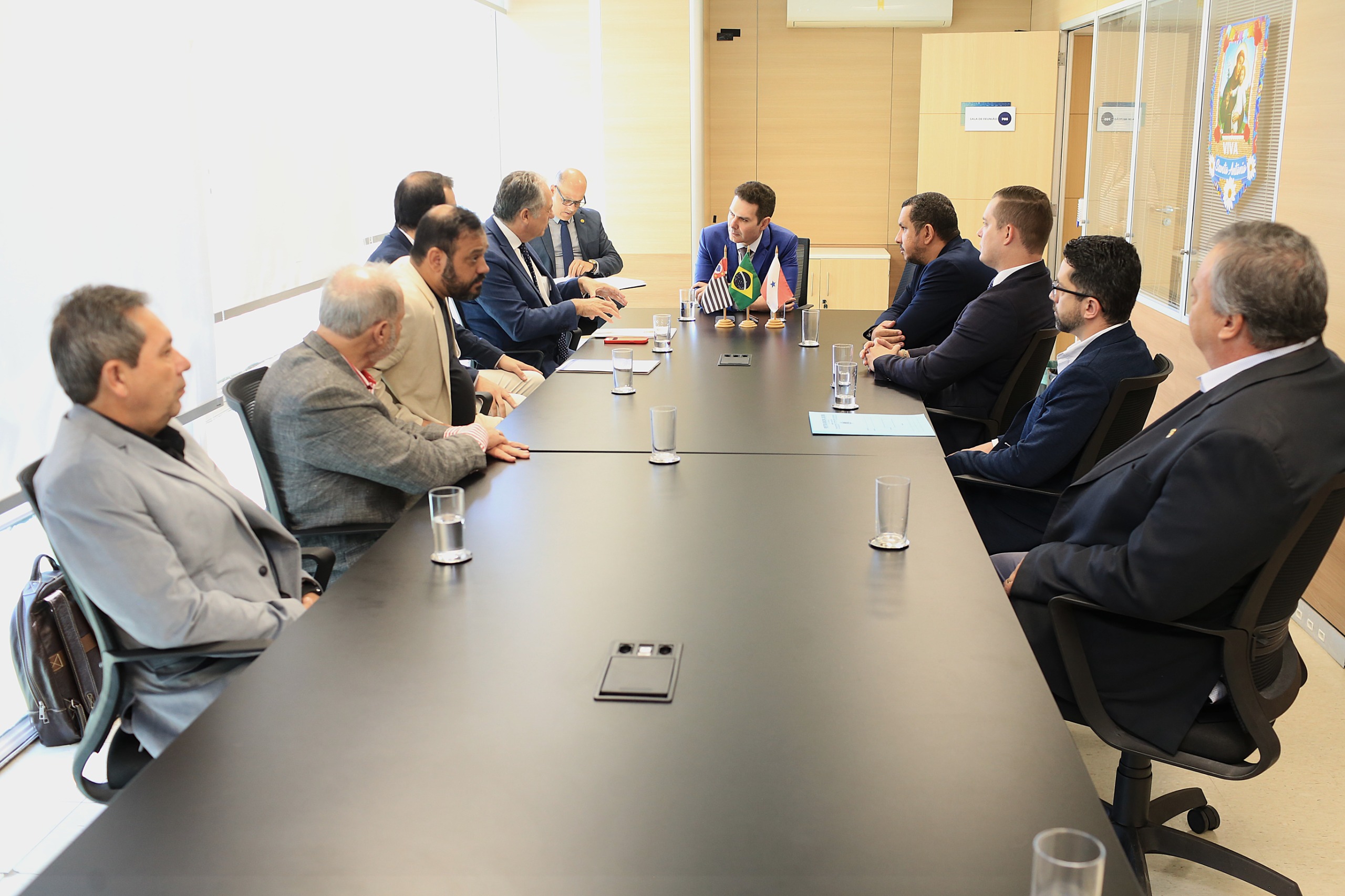 Zarattini articula com o Ministério das Cidades a construção de moradias populares no interior de SP