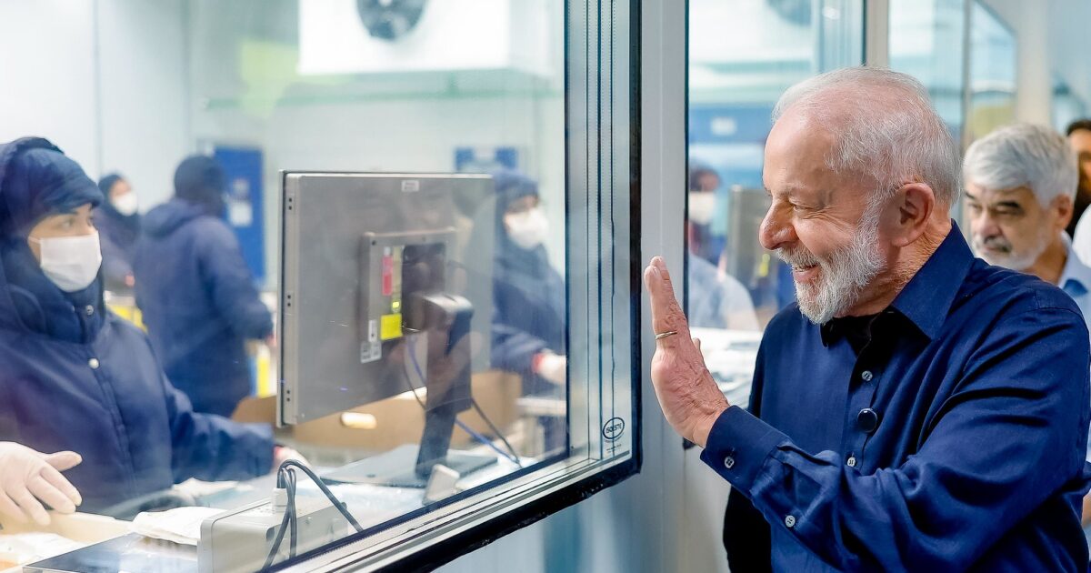Lula inaugura fábrica da Hemobrás e diz que unidade é símbolo de soberania e inclusão