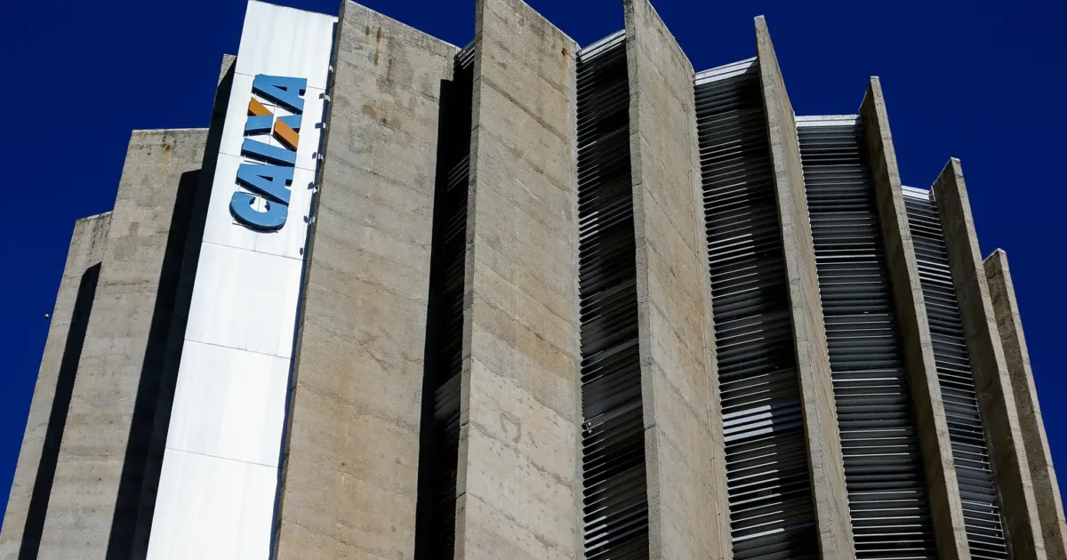 Fechamento de agências da Caixa em São Paulo mobiliza parlamentares e comunidade