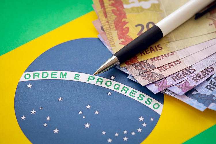 A pauta do povo avança: isenção do IR até R$ 5 mil será votada na Câmara