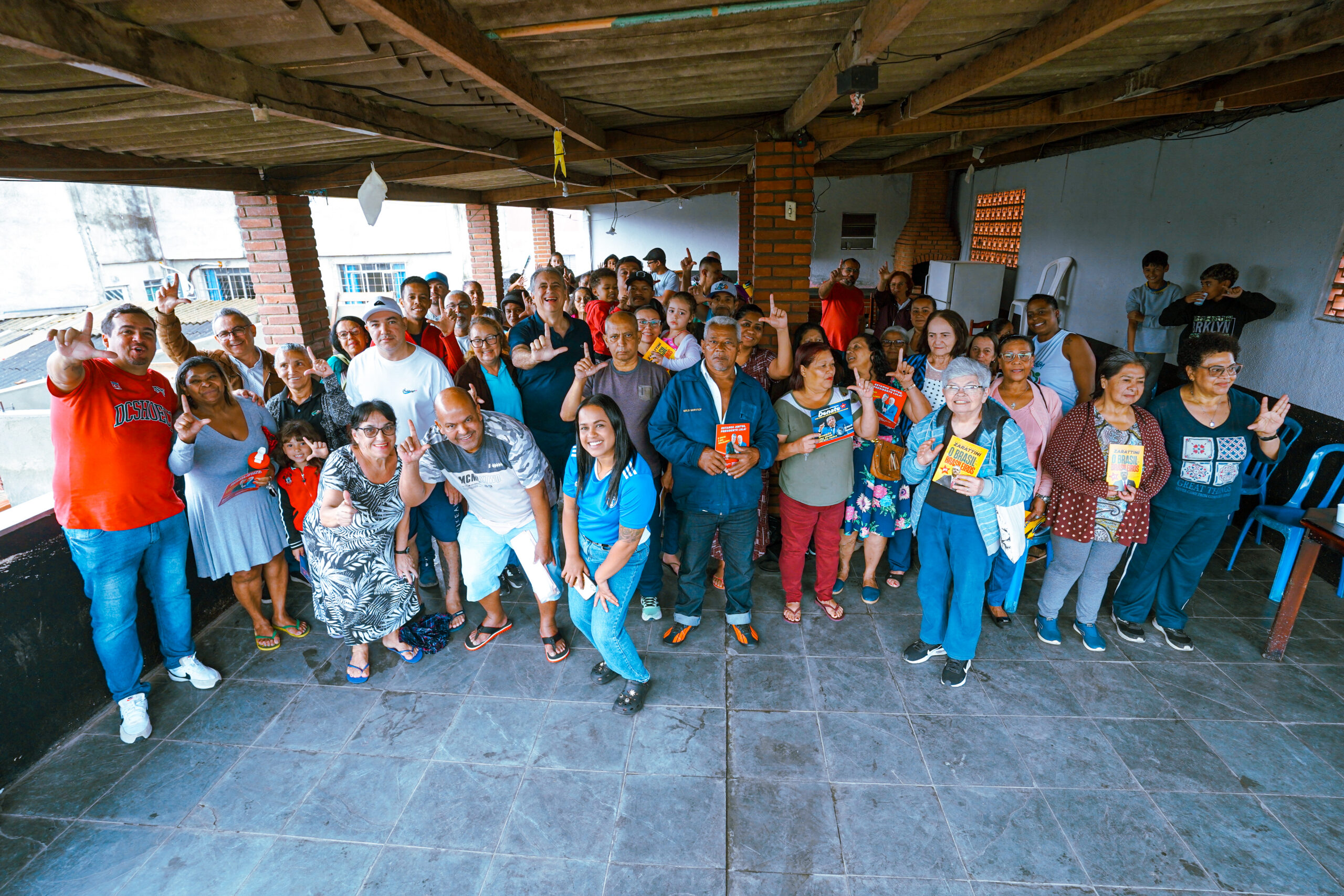Zarattini cobra solução para revitalização do campo do Jardim Irene, em Embu das Artes