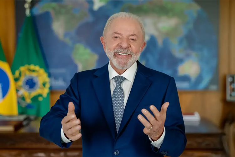 Promessa cumprida de Lula: isenção de IR até R$ 5 mil já está em vigor