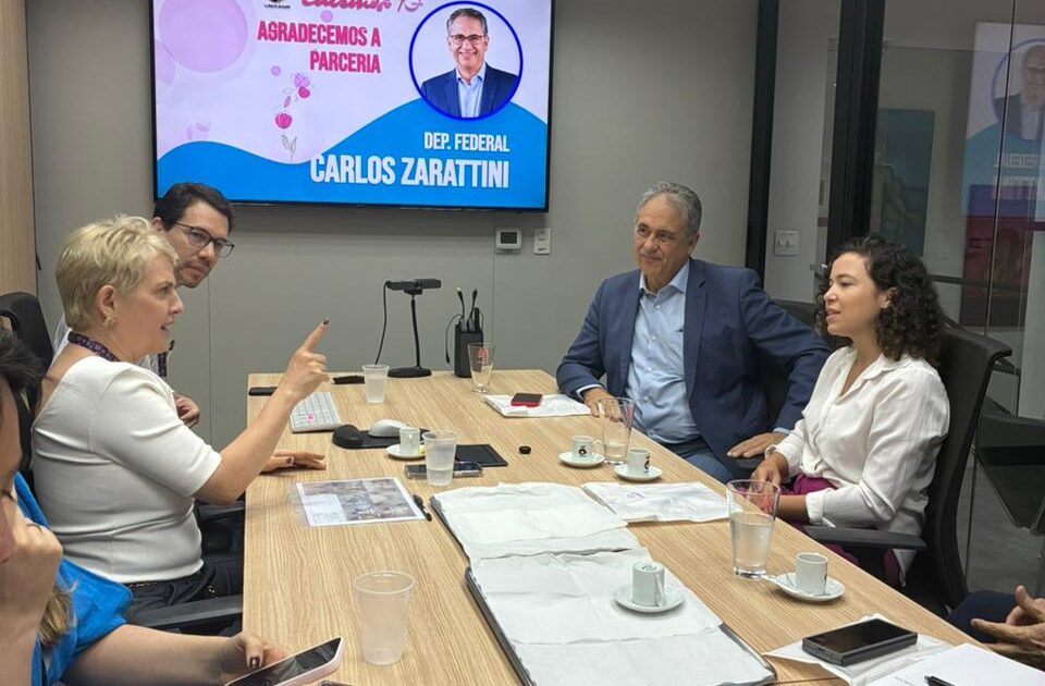 Zarattini visita Hospital da Mulher da Unicamp e reforça compromisso com o SUS