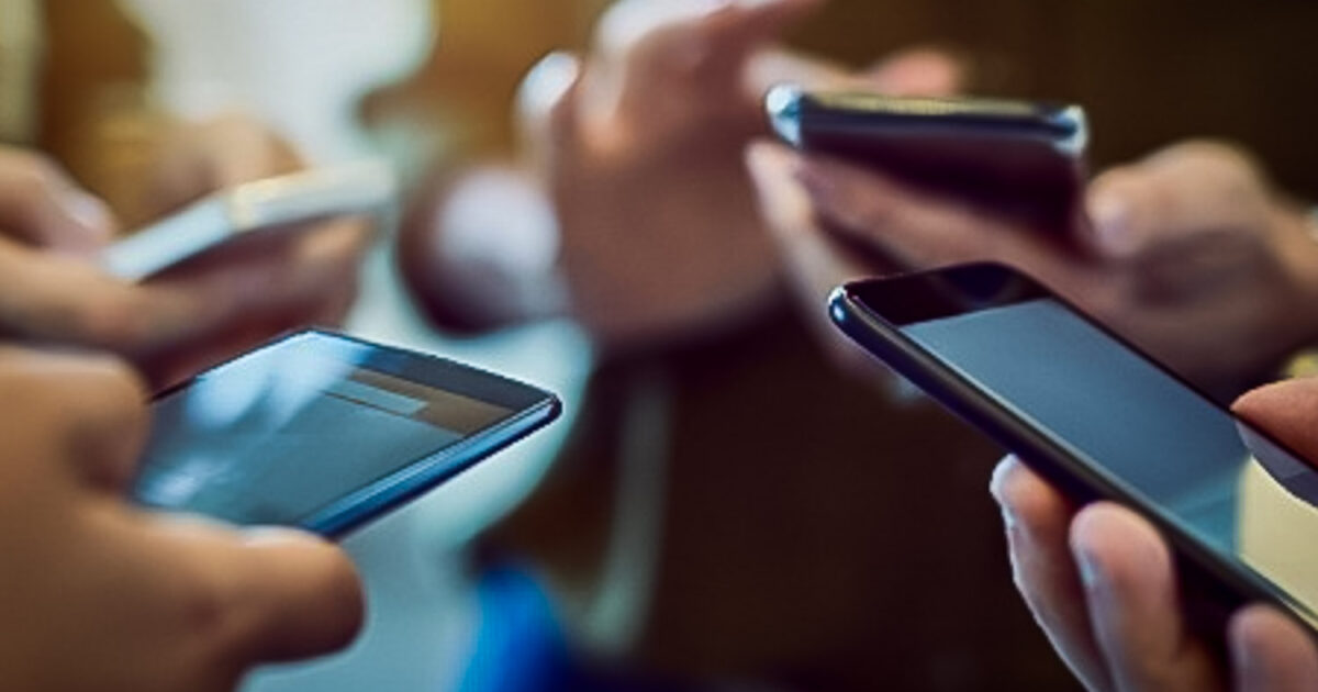 Roubo e furto de celulares agora terão penas mais duras
